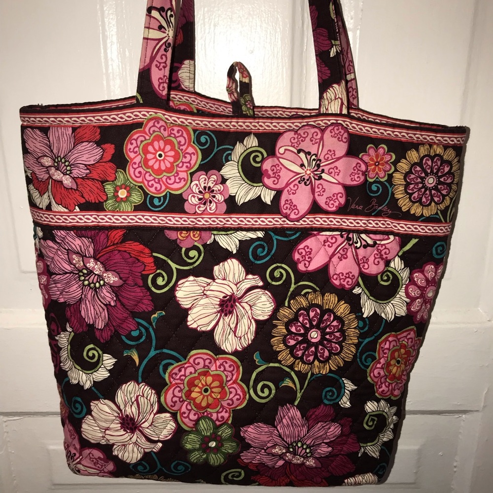 Great condition Vera Bradley shoulder bag!